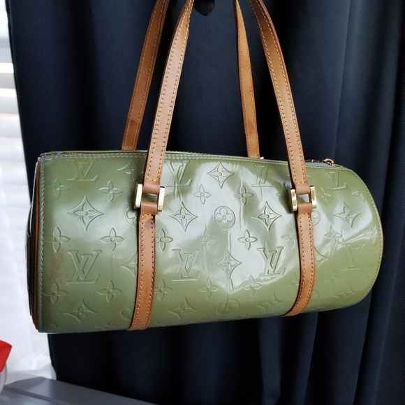 LOUIS VUITTON Beautiful Papillon Bedford Vernis - Picture 2 of 16